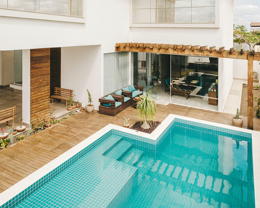 Patio de la piscine